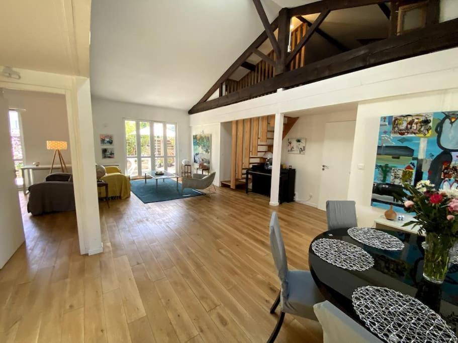 Ferienwohnung Charme Et Calme Au Coeur De Bordeaux Exterior foto