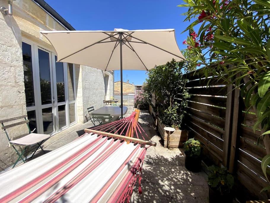Ferienwohnung Charme Et Calme Au Coeur De Bordeaux Exterior foto